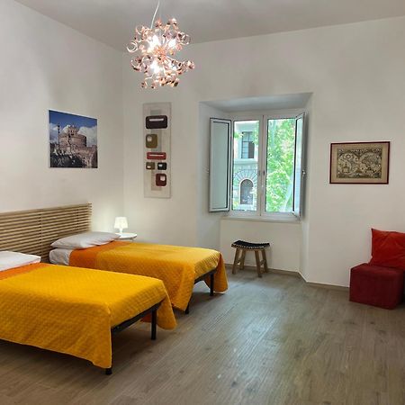 Апартаменти La Casa Dei Papi 71 Рим Екстер'єр фото